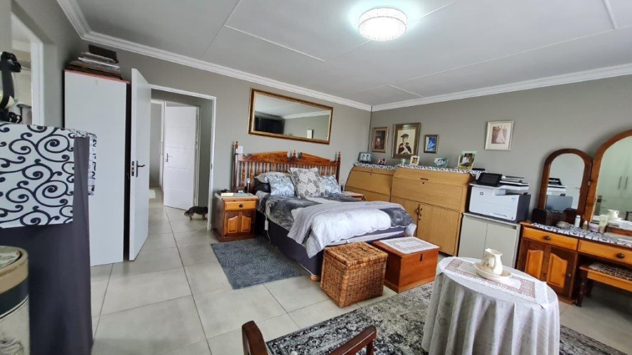 3 Bedroom Property for Sale in Dana Bay Western Cape
